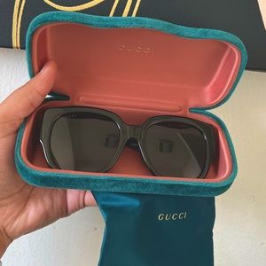 AUTHENTIC GUCCI ROUND/ SQUARE SUNGLASSES